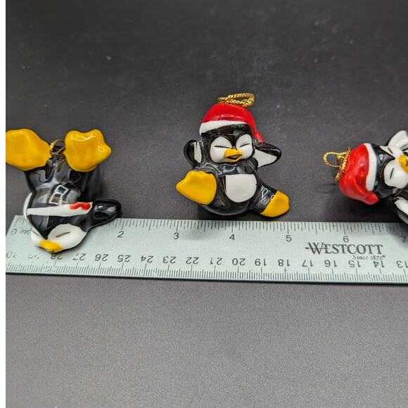 4 Vintage Penguin Christmas Ornaments Holiday Ceramic Cutesy Playful Japan? - Picture 14 of 16